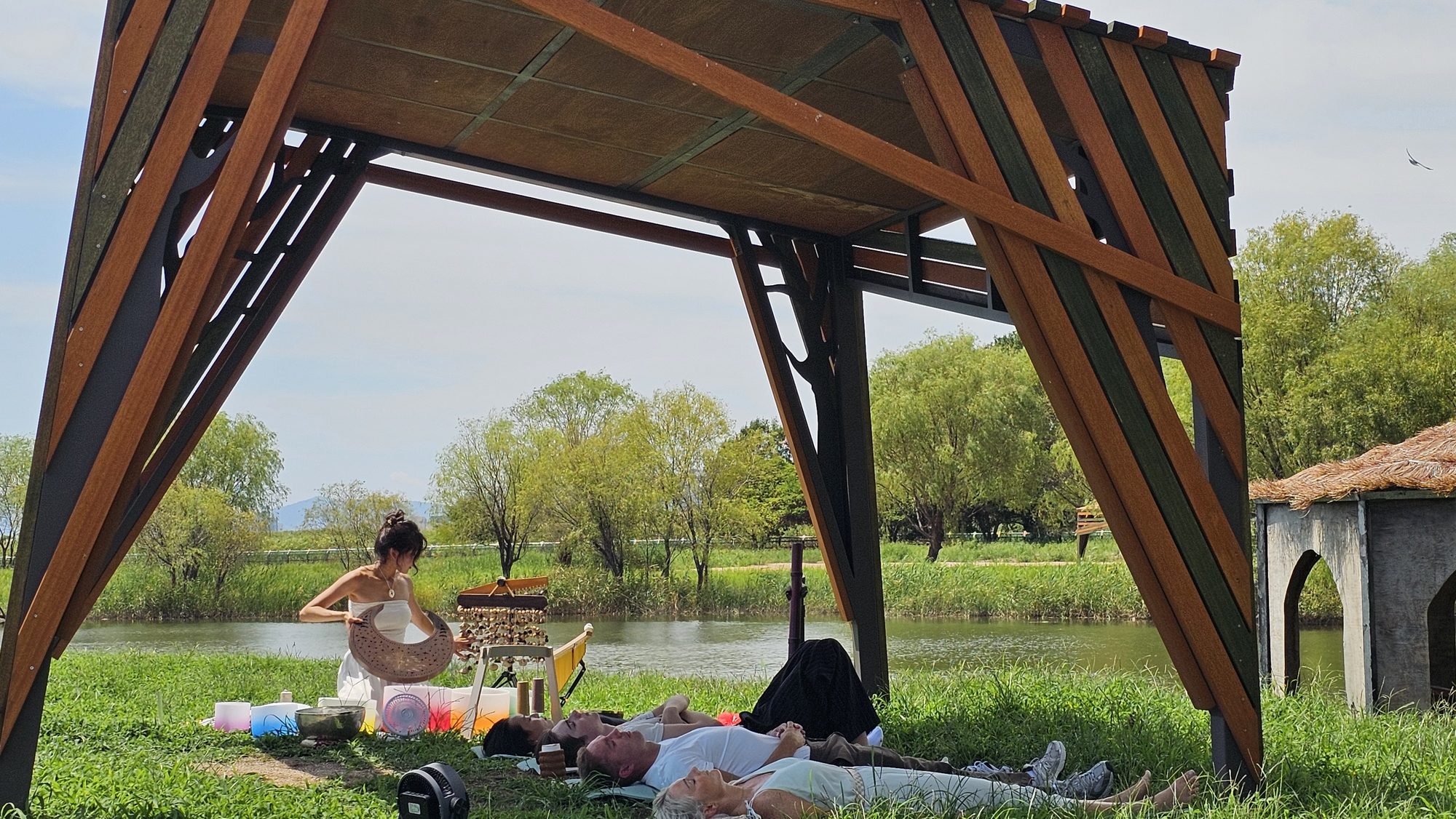 A small-group sound experience beside the wetland
